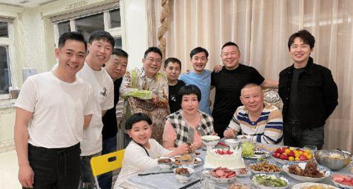 郭德纲的二儿孑照片,可爱瞬间引网友热议