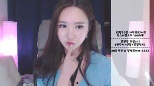 韩国女主播青草是谁,揭秘网络红人的魅力人生